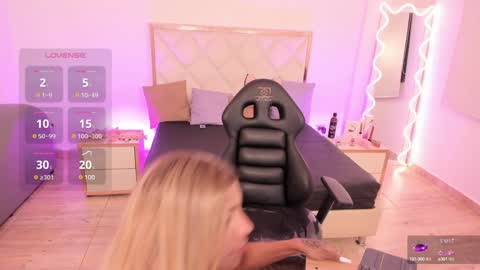 Snapshot of andy_tay1 chatting on January 22, 3:09 am Andy tay online show from January 22, 3:09 am