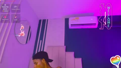 Snapshot of andy_true chatting on July 24, 4:43 am andy_true online show from July 24, 4:43 am