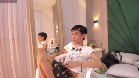 Snapshot of andy_vergara1 chatting on May 26, 11:39 am A N D Y online show from May 26, 11:39 am