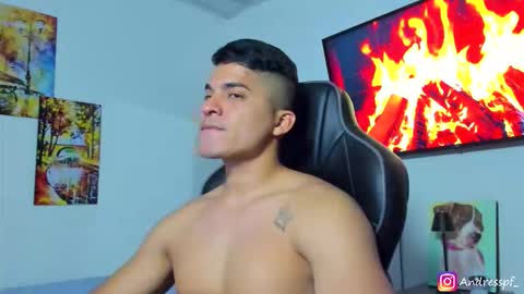 Andres online show from February 19, 6:48 pm