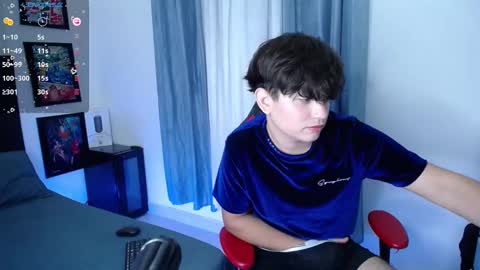 andy online show from December 17, 12:12 am