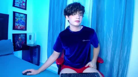 andy online show from February 8, 11:24 pm