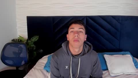 Andy Joy  online show from February 15, 10:44 am