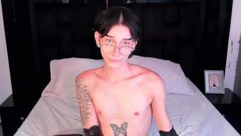 Andy online show from February 3, 9:18 pm