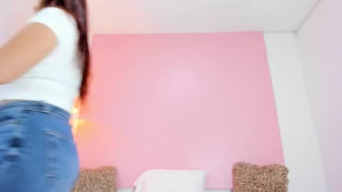 Snapshot of andyylove_jk chatting on February 5, 11:59 am Andy online show from February 5, 11:59 am