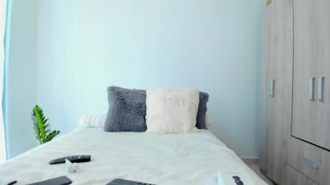 Snapshot of andyylove_jk chatting on March 25, 2:56 pm Andy online show from March 25, 2:56 pm