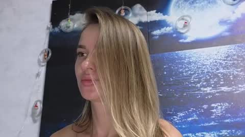 Snapshot of ange1ok chatting on April 23, 3:14 pm ange1ok online show from April 23, 3:14 pm