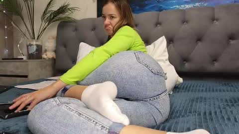 Snapshot of ange1ok chatting on April 27, 2:59 pm ange1ok online show from April 27, 2:59 pm