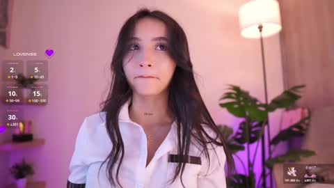 Snapshot of angeeel_ chatting on September 18, 2:57 am Angel online show from September 18, 2:57 am