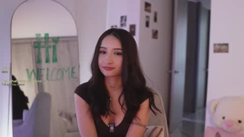 Snapshot of angeeel_ chatting on March 24, 1:49 pm Angel online show from March 24, 1:49 pm