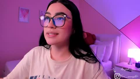 Angel  online show from February 6, 6:40 am