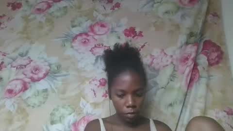 angeeliine online show from March 24, 3:33 am