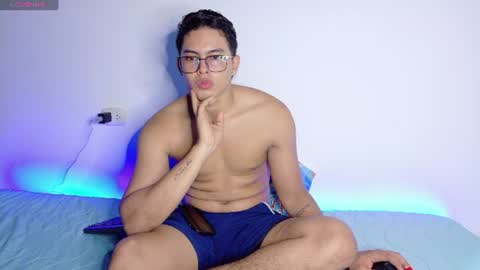 Snapshot of angel_7020 chatting on July 2, 7:20 pm Angel online show from July 2, 7:20 pm