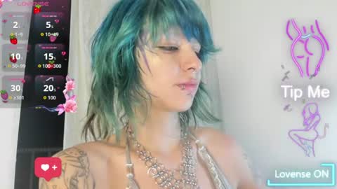 Snapshot of angel__dreams chatting on June 21, 3:31 am ANGEL online show from June 21, 3:31 am