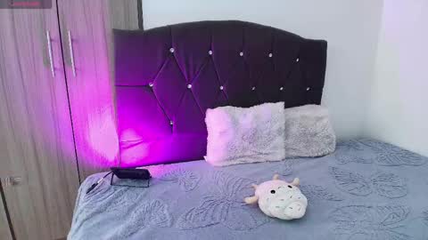 angel__sweetxx online show from April 30, 6:36 pm