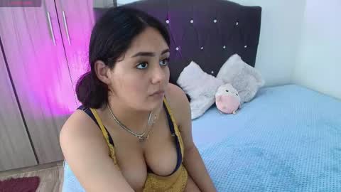 angel__sweetxx online show from May 19, 6:58 pm