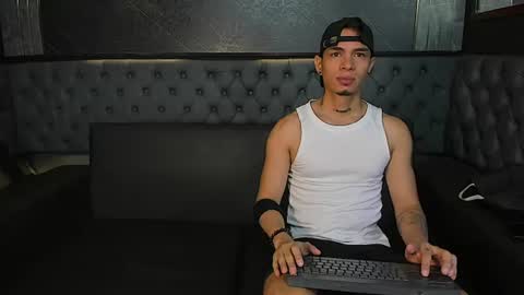 angel_blessed online show from July 29, 11:52 am