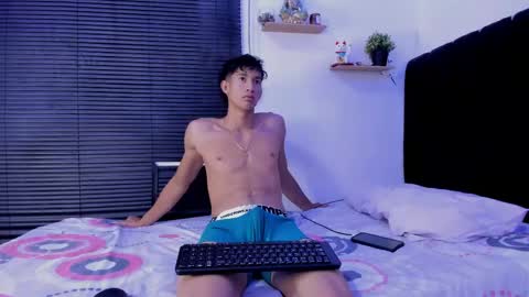 angel_boy0 online show from May 14, 6:42 am