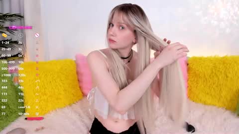 Claire - be back soon online show from April 15, 10:54 pm