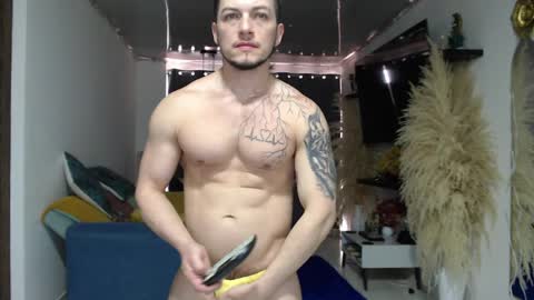 Angel Curl online show from April 6, 7:26 pm