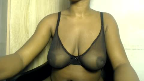 Snapshot of angel_daisyy chatting on August 1, 7:57 pm Daisy online show from August 1, 7:57 pm