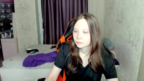 Fallen Angel online show from November 14, 1:15 am