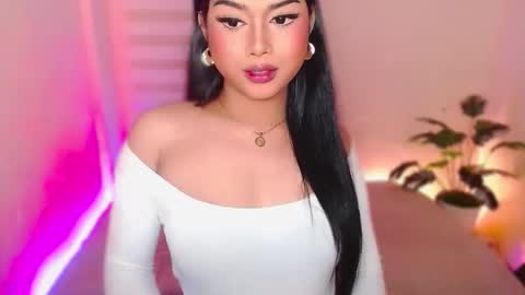 Angel online show from May 9, 4:45 pm