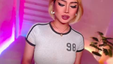 Angel online show from July 2, 6:25 pm