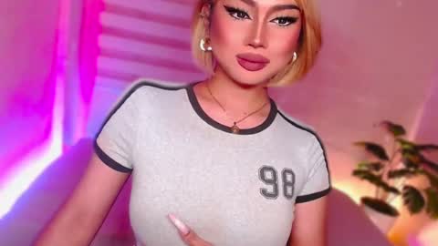 Angel online show from July 3, 8:04 pm