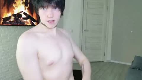 Ray online show from August 3, 5:27 pm