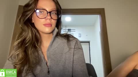 Greetings  Jess online show from November 26, 11:33 am