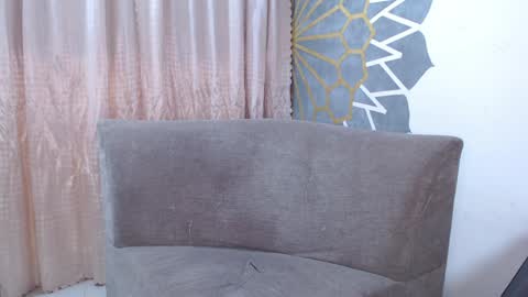 Snapshot of angel_girl10 chatting on February 4, 3:11 am Angel Girl online show from February 4, 3:11 am