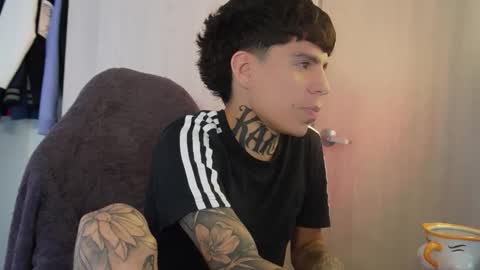 Snapshot of angel_luna0 chatting on May 29, 12:58 pm angel_luna0 online show from May 29, 12:58 pm
