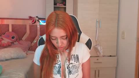 Snapshot of angel_lusst chatting on January 16, 6:35 am angeline online show from January 16, 6:35 am