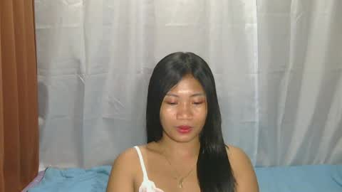 Snapshot of angel_morena chatting on July 27, 12:23 pm angel_morena online show from July 27, 12:23 pm