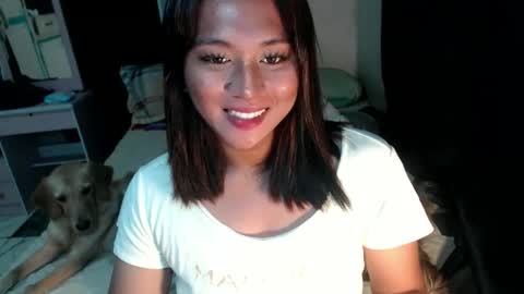angel_ofdream online show from May 19, 7:58 am