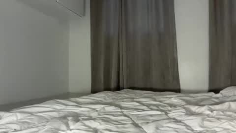 angel_petite07 online show from March 15, 3:34 am