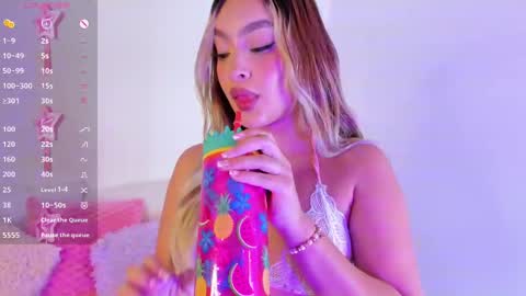 Snapshot of angel_rizzo_ chatting on March 2, 1:47 am Angel    online show from March 2, 1:47 am