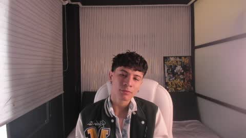 Angel online show from April 9, 12:10 pm