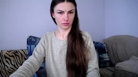 Zoe online show from May 7, 8:42 am