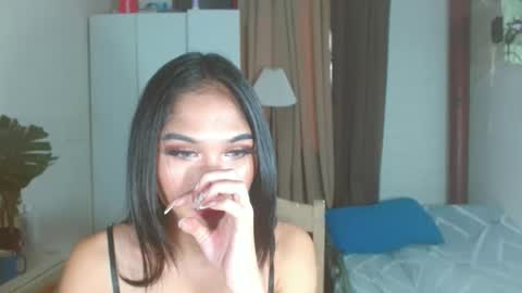 Snapshot of angela_mccollins chatting on March 9, 11:46 pm angela online show from March 9, 11:46 pm