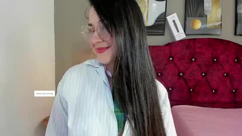 angela_nix online show from April 4, 3:20 pm