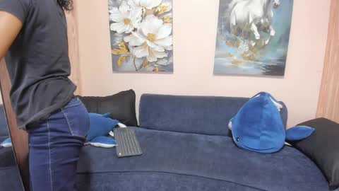 angela_rendon online show from April 21, 11:16 am