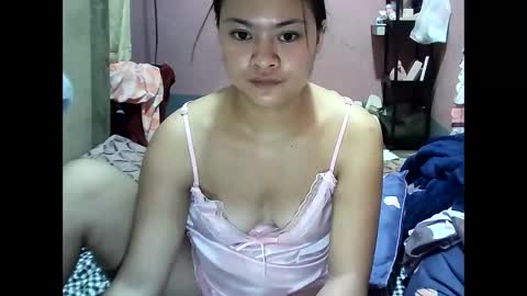 angela_rose12345 online show from April 19, 12:59 pm