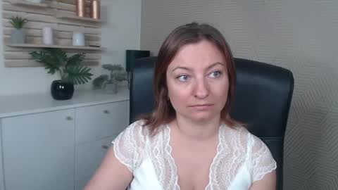 Angela online show from September 23, 6:27 am