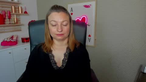 Angela online show from June 15, 5:42 am