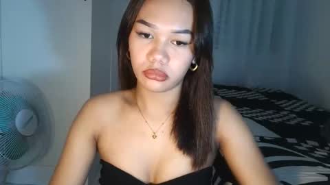 angela_star888 online show from February 18, 9:05 am