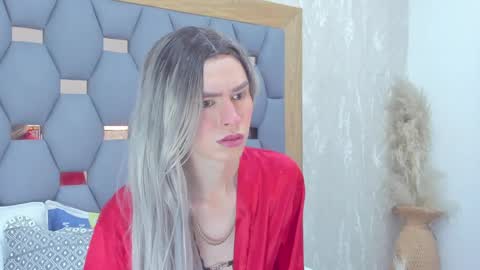 angela_white22 online show from May 14, 12:12 pm