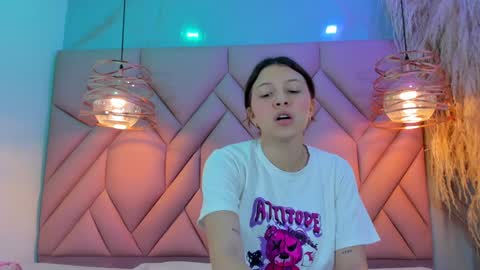 ANGELA online show from January 10, 11:33 am