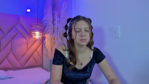 ANGELA online show from February 3, 12:25 pm